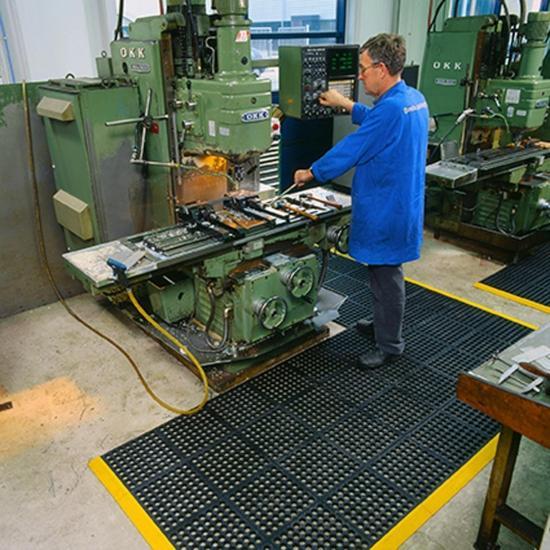 NOTRAX 650SFR Cushion Ease™ Nitrile FR